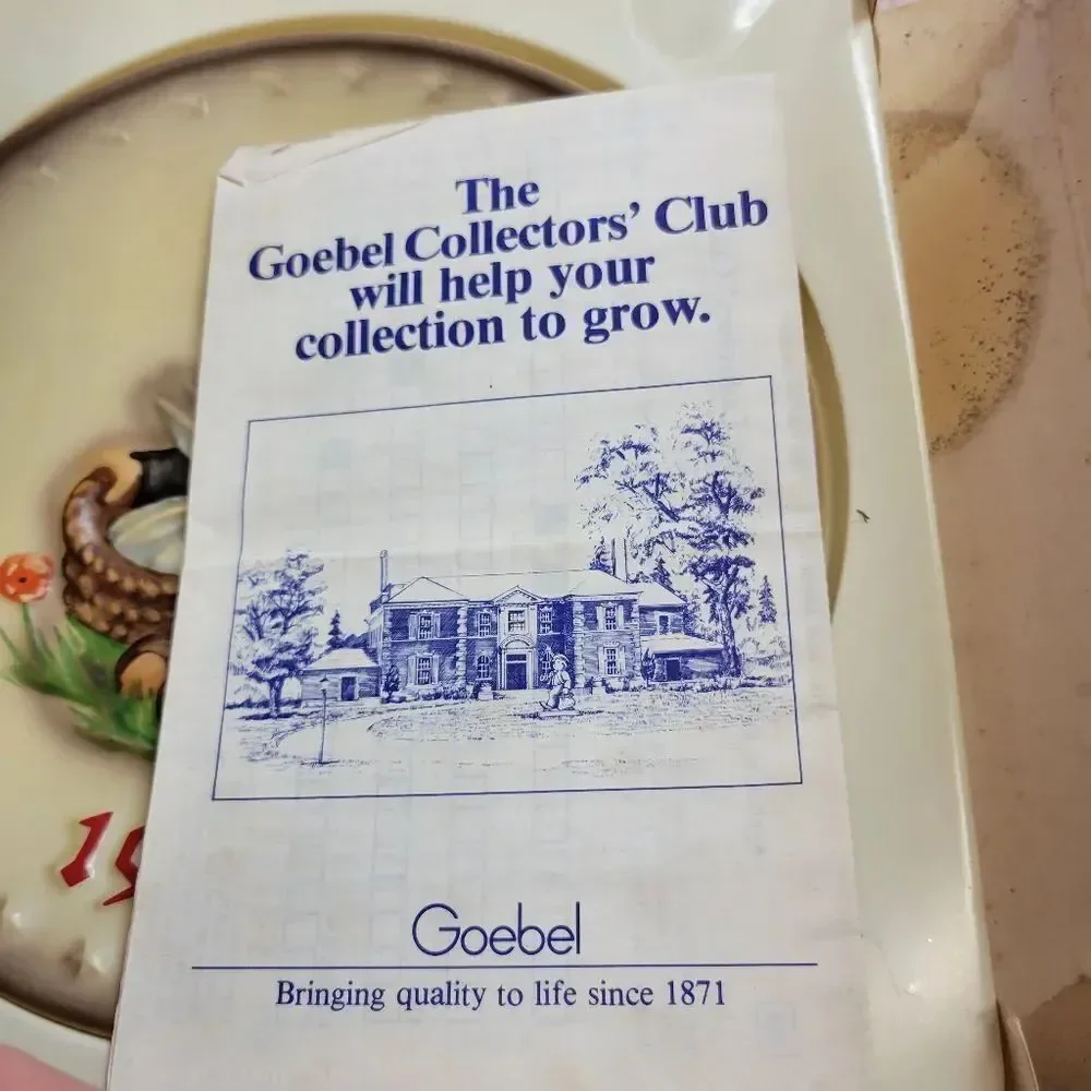Goebel MJ Hummel 1986 16th Annual plate Hum 279